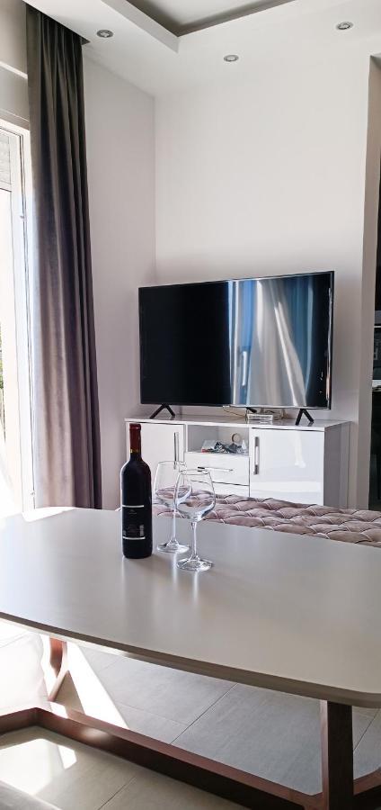Eden Apartments تيفات المظهر الخارجي الصورة