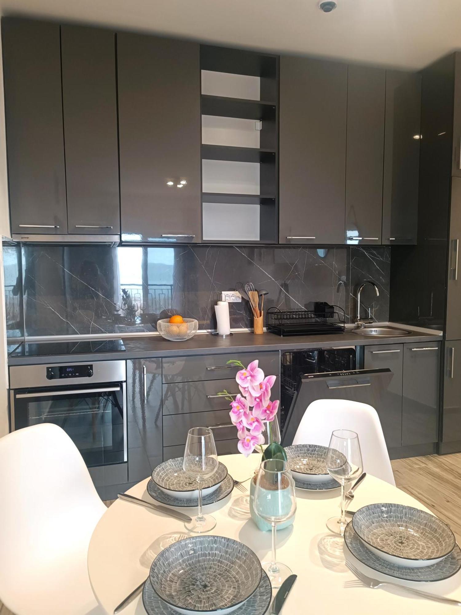 Eden Apartments تيفات المظهر الخارجي الصورة